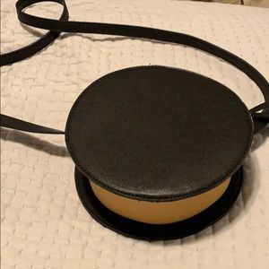 Round purse